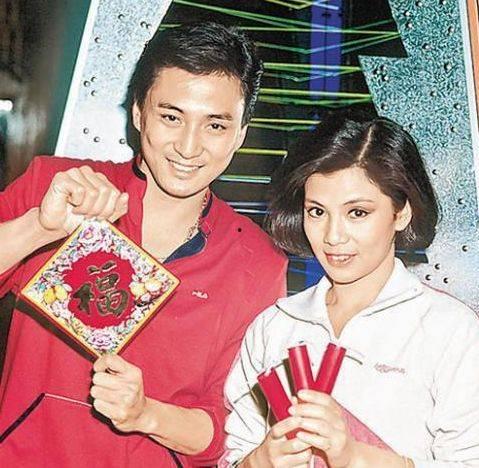 娱乐圈恋爱内幕爆料,揭秘明星背后的情感纠葛  第3张